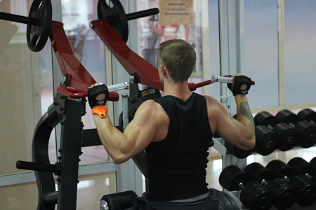 Тяга сверху с независимыми рычагами Impulse SL7002 | Aerofit Professional | aero-fitnes.ru
